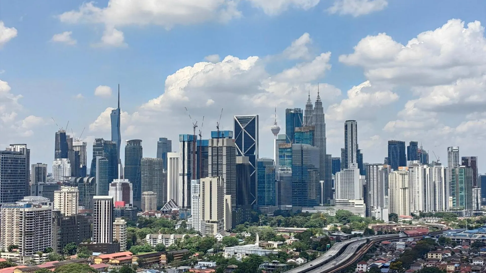 Datum Jelatek Sky Residence Klcc Skyring Linked To Lrt And Mall Ampang  Ampang (Selangor)