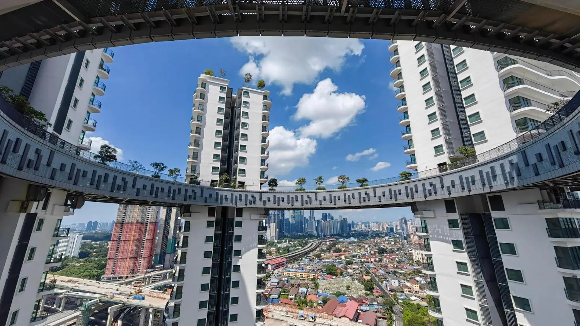 Aparthotel Datum Jelatek Sky Residence Klcc Skyring Linked To Lrt And Mall Ampang