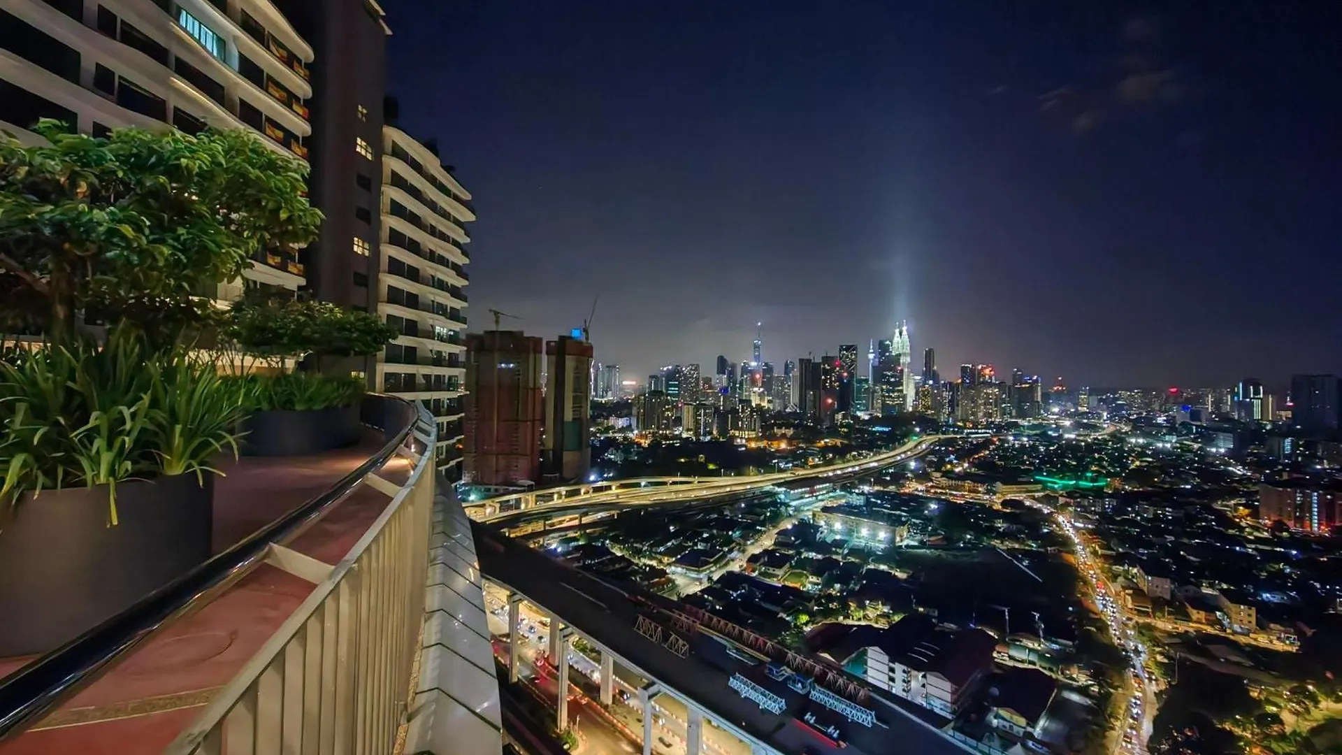 Datum Jelatek Sky Residence Klcc Skyring Linked To Lrt And Mall Ampang  0*, Ampang (Selangor) Malaysia