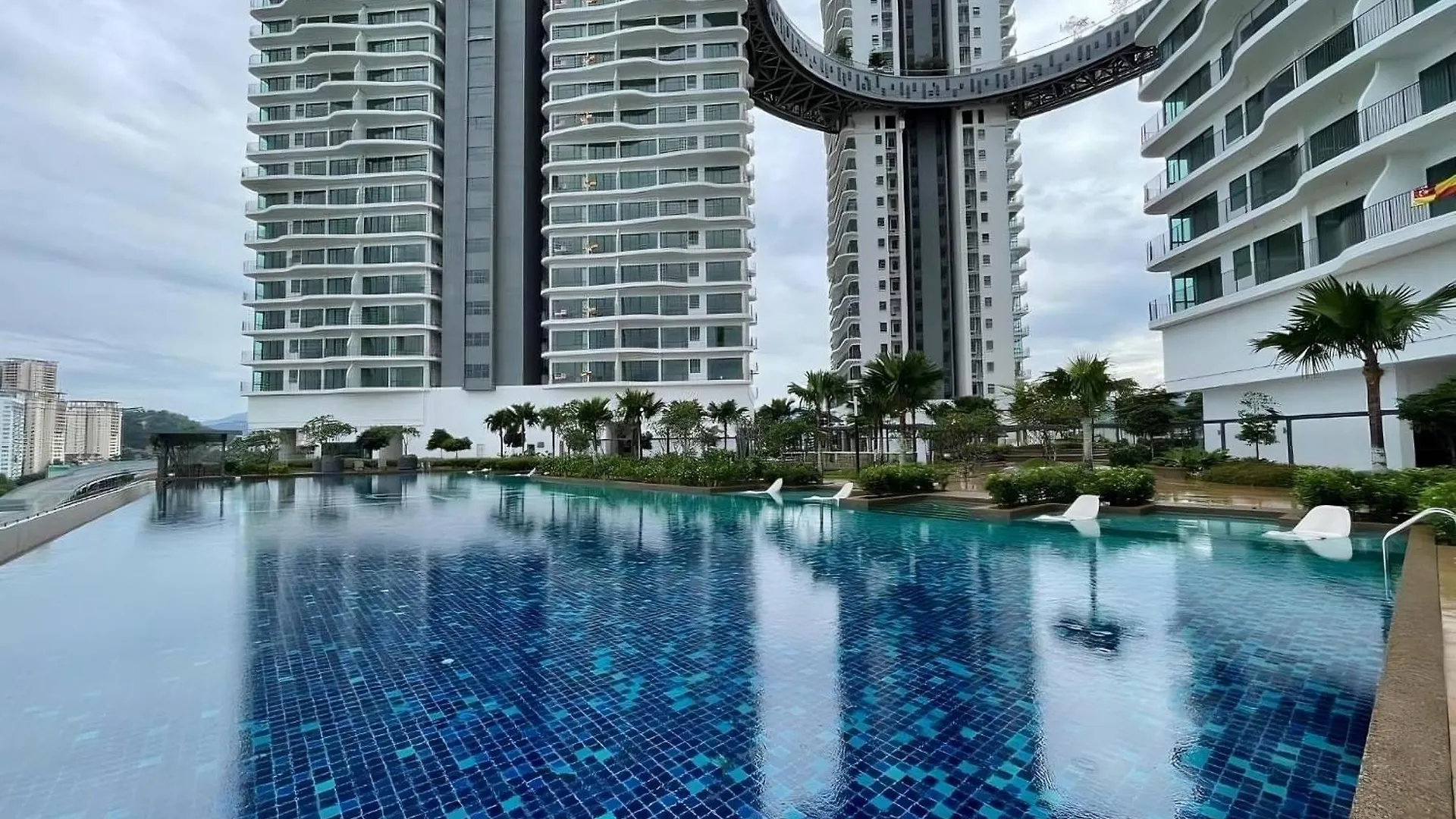 Datum Jelatek Sky Residence Klcc Skyring Linked To Lrt And Mall Ampang  Malaysia
