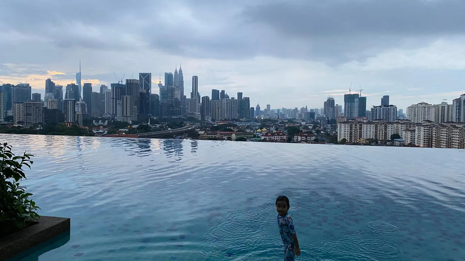 Datum Jelatek Sky Residence Klcc Skyring Linked To Lrt And Mall Ampang  0*, Ampang (Selangor) Malaysia